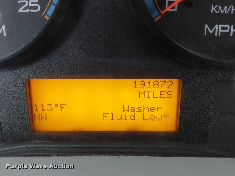 image for item EE5094 2014 International SF667 vacuum truck