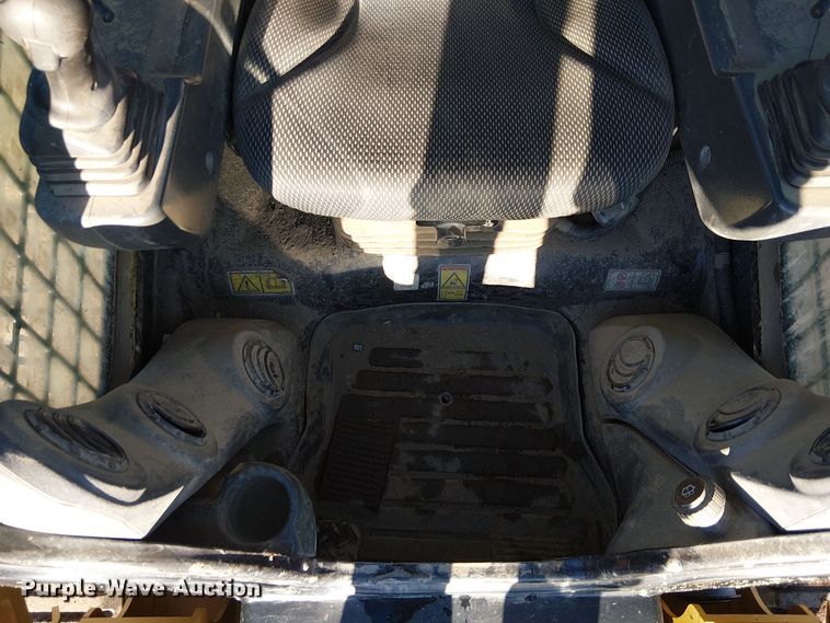 image for item EE5098 2022 Caterpillar 299D3 tracked skid steer loader