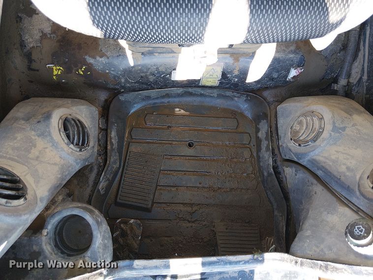 image for item EE5099 2023 Caterpillar 299D3 tracked skid steer loader