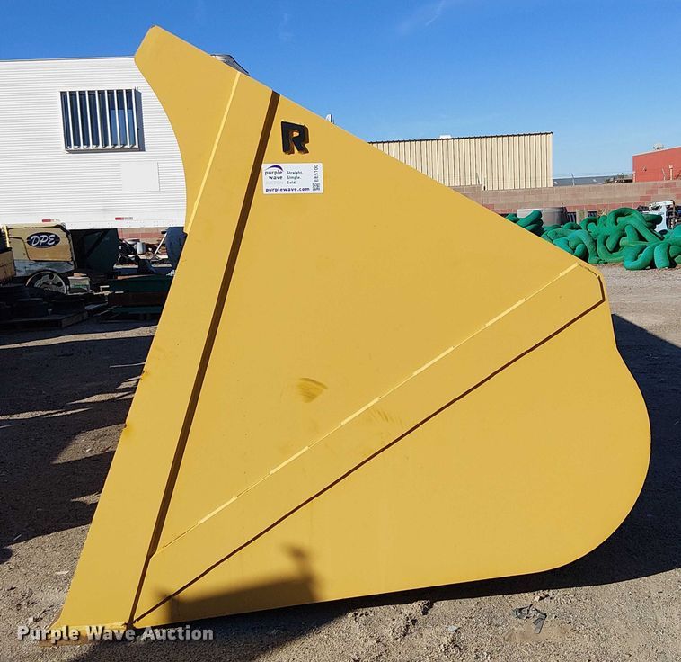 image for item EE5100 Rockland WC loader bucket