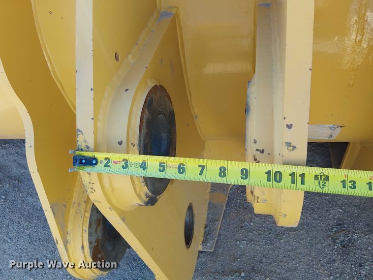 image for item EE5100 Rockland WC loader bucket