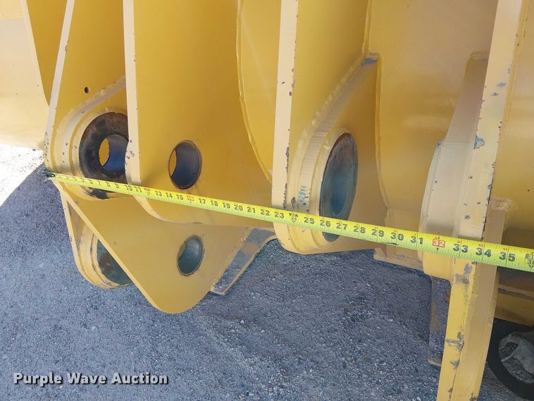 image for item EE5100 Rockland WC loader bucket