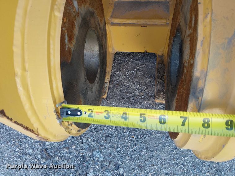 image for item EE5100 Rockland WC loader bucket