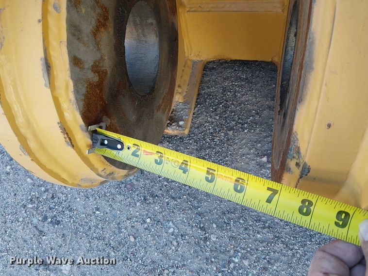 image for item EE5100 Rockland WC loader bucket