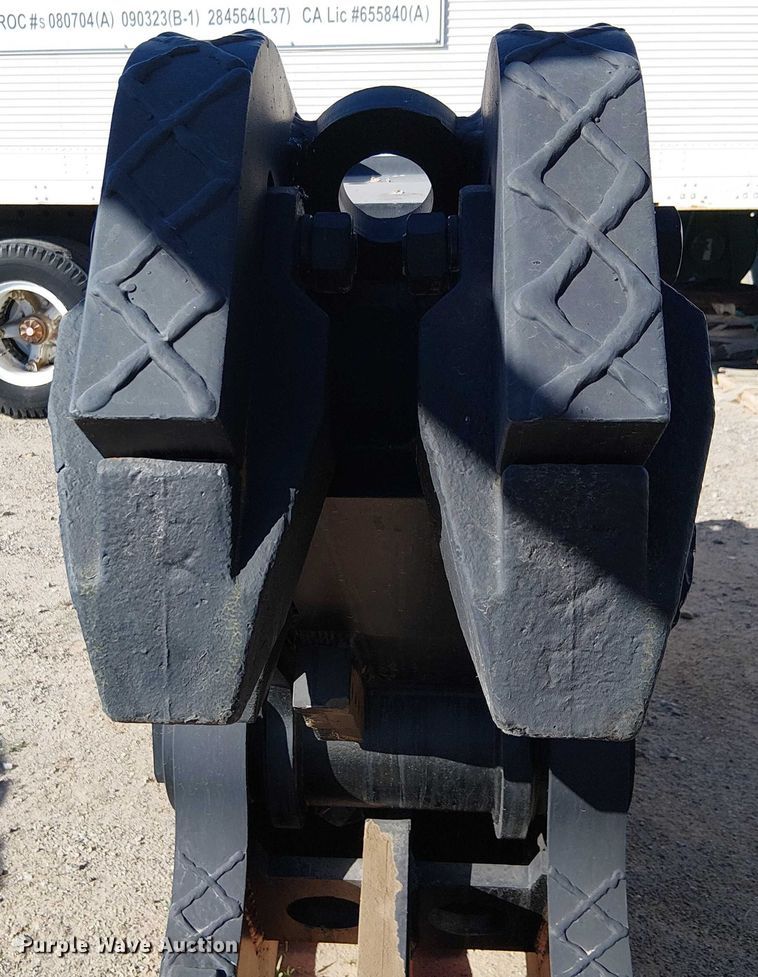 image for item EE5102 2024 Jisan JSV765S hydraulic pulverizer