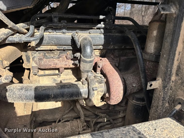 image for item EF2341 1994 Caterpillar 953B track loader