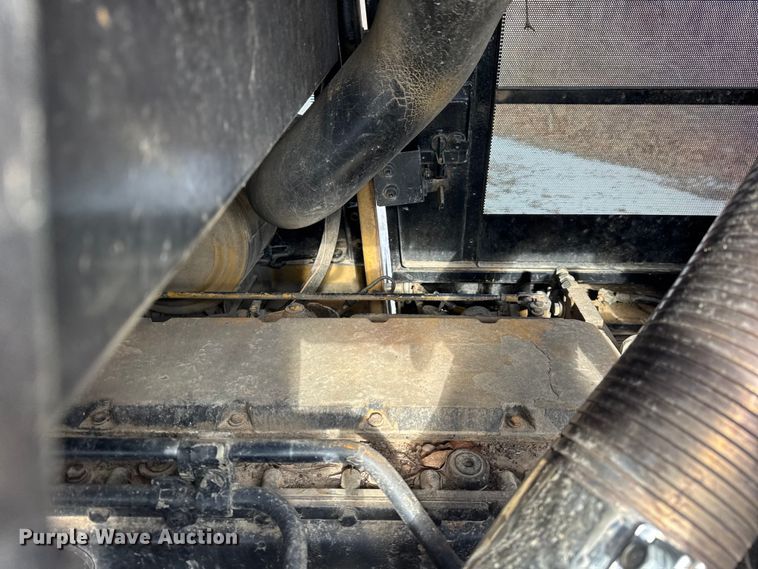 image for item EF2341 1994 Caterpillar 953B track loader