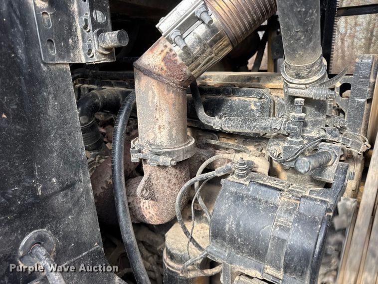 image for item EF2341 1994 Caterpillar 953B track loader