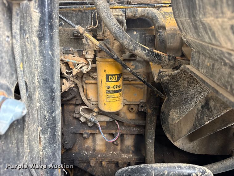 image for item EF2341 1994 Caterpillar 953B track loader