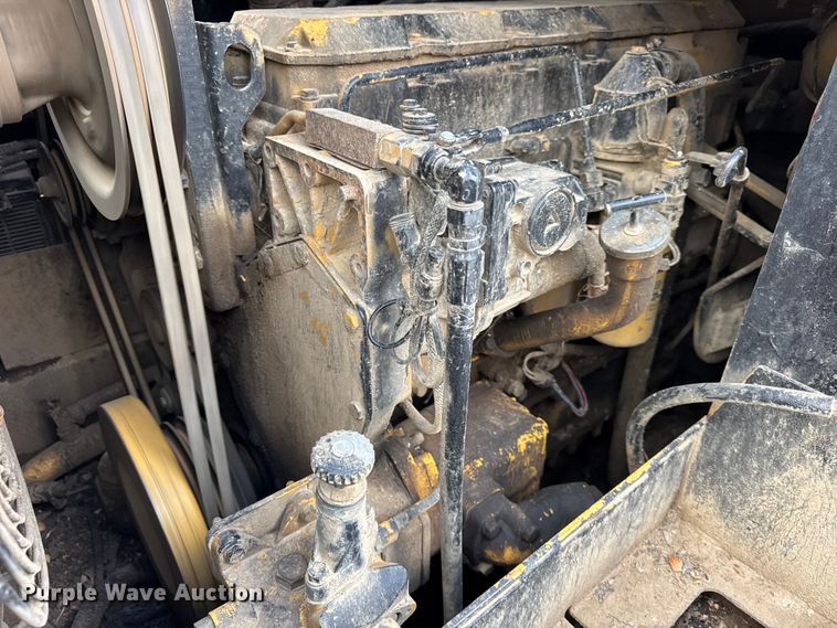 image for item EF2341 1994 Caterpillar 953B track loader