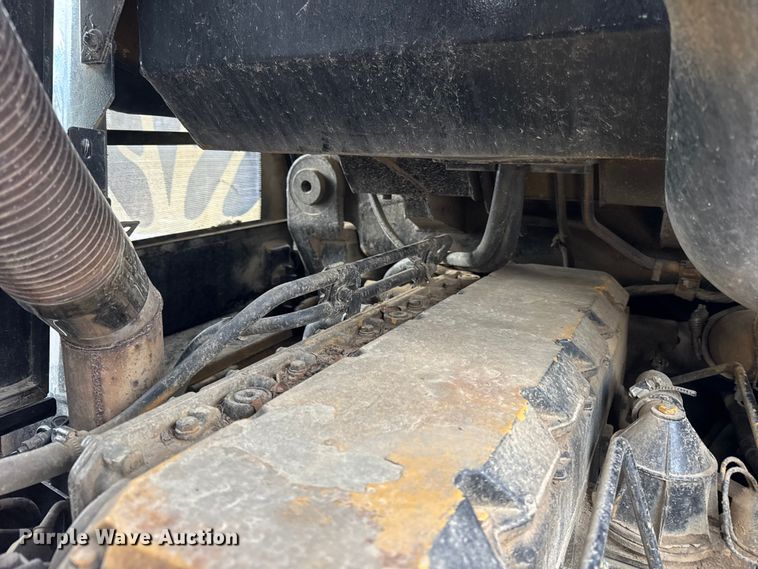 image for item EF2341 1994 Caterpillar 953B track loader