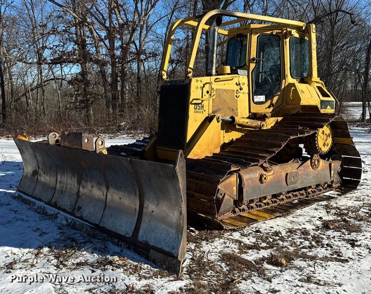 image for item EF2342 1992 Caterpillar D5H dozer