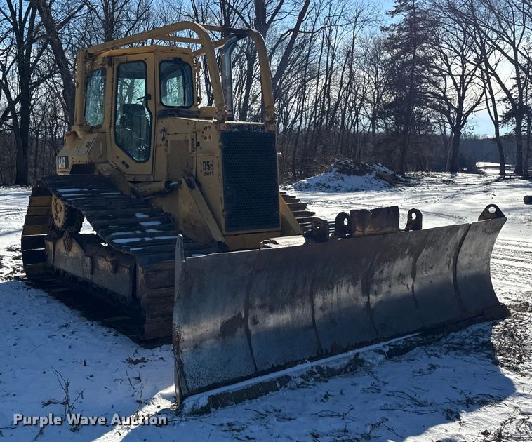 image for item EF2342 1992 Caterpillar D5H dozer