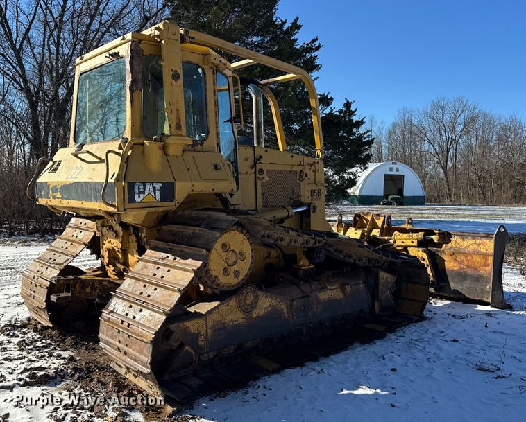 image for item EF2342 1992 Caterpillar D5H dozer