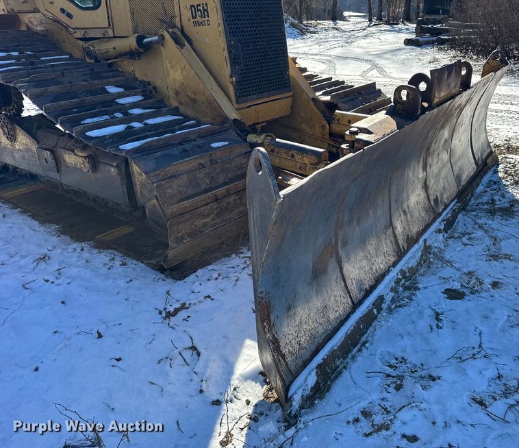 image for item EF2342 1992 Caterpillar D5H dozer