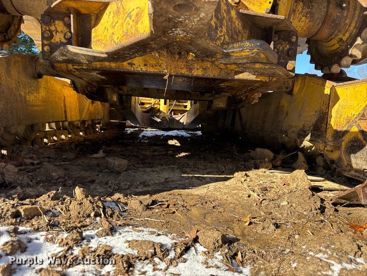 image for item EF2342 1992 Caterpillar D5H dozer