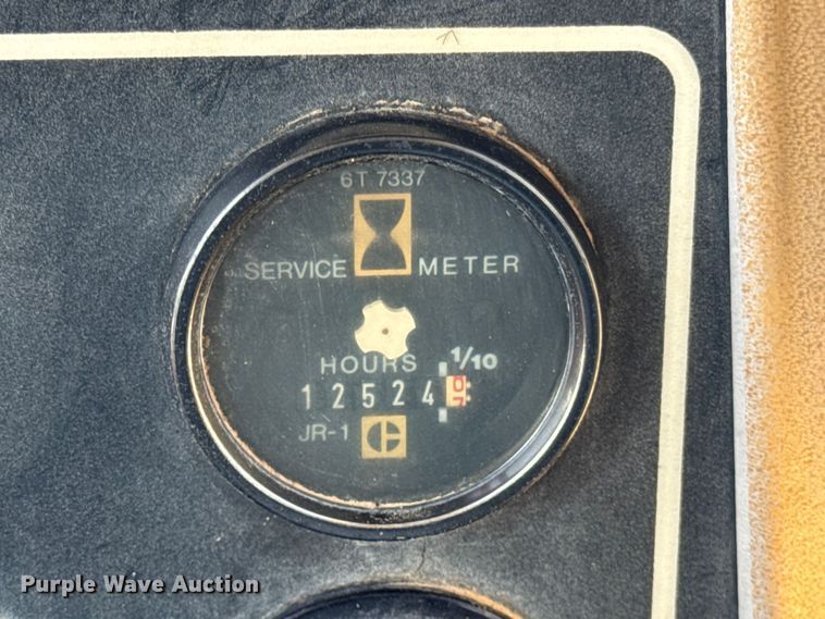 image for item EF2342 1992 Caterpillar D5H dozer