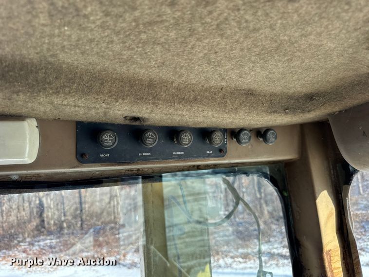 image for item EF2342 1992 Caterpillar D5H dozer