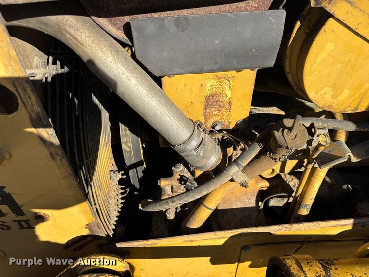 image for item EF2342 1992 Caterpillar D5H dozer