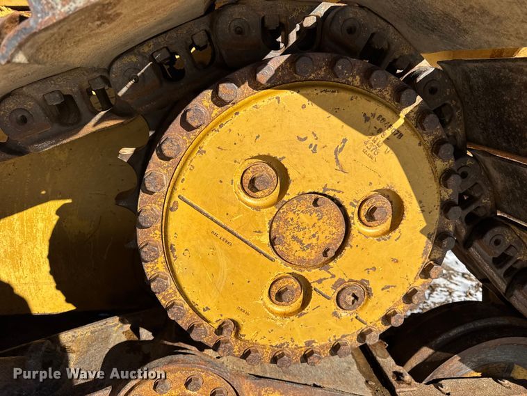 image for item EF2342 1992 Caterpillar D5H dozer