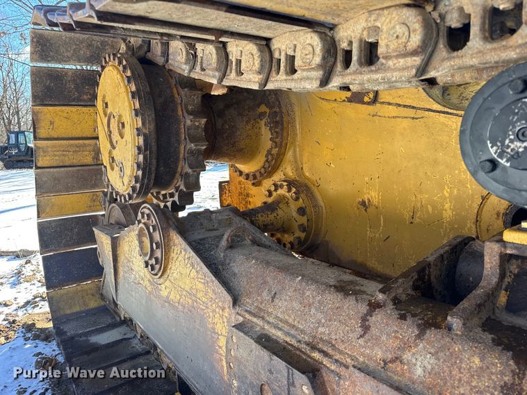 image for item EF2342 1992 Caterpillar D5H dozer