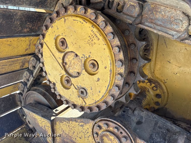 image for item EF2342 1992 Caterpillar D5H dozer