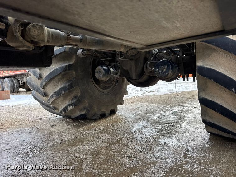 image for item EF2343 2004 International 7400 log loader truck