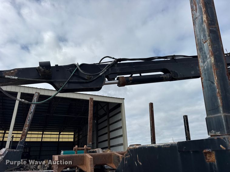 image for item EF2343 2004 International 7400 log loader truck