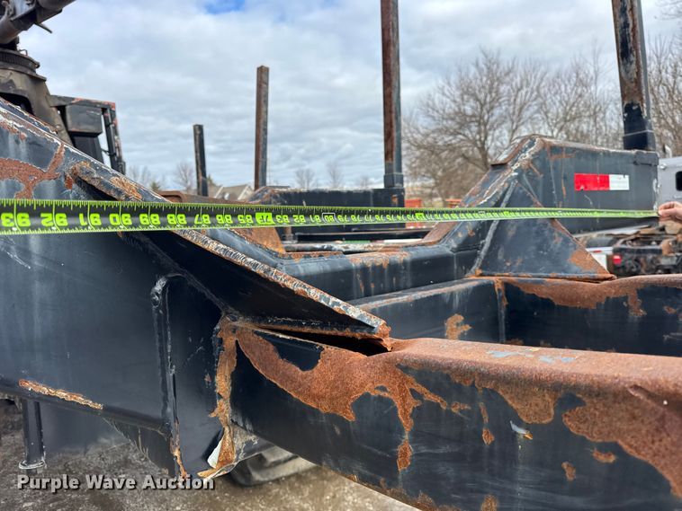 image for item EF2343 2004 International 7400 log loader truck