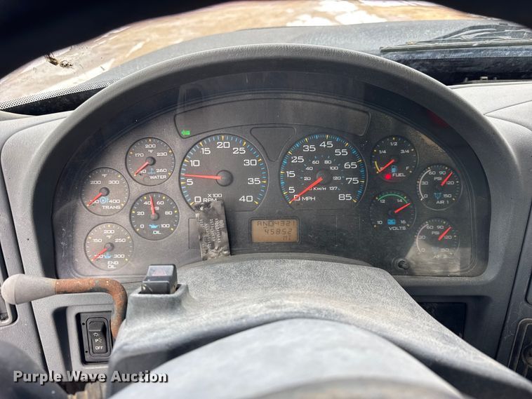 image for item EF2343 2004 International 7400 log loader truck