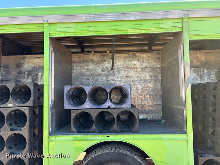 image for item EF6212 2009 International MA025 delivery truck