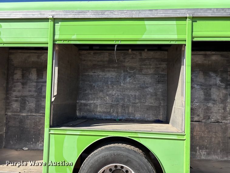 image for item EF6212 2009 International MA025 delivery truck