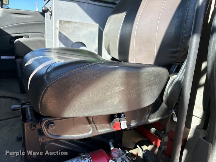 image for item EF6212 2009 International MA025 delivery truck