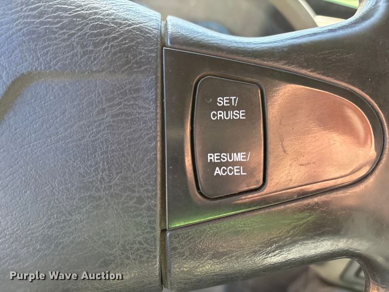 image for item EF6212 2009 International MA025 delivery truck