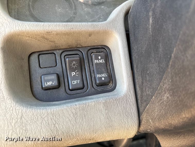 image for item EF6212 2009 International MA025 delivery truck