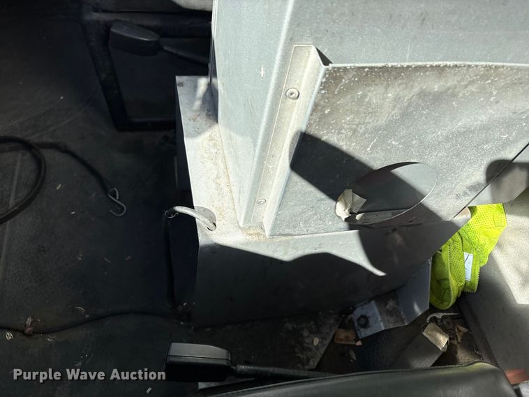 image for item EF6212 2009 International MA025 delivery truck