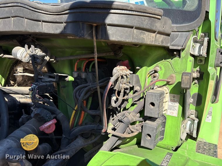 image for item EF6212 2009 International MA025 delivery truck