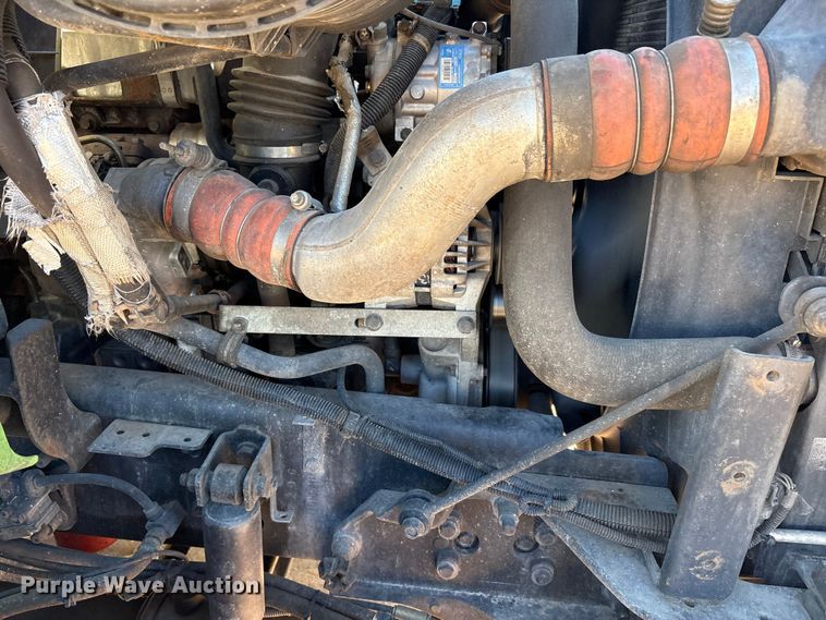 image for item EF6212 2009 International MA025 delivery truck