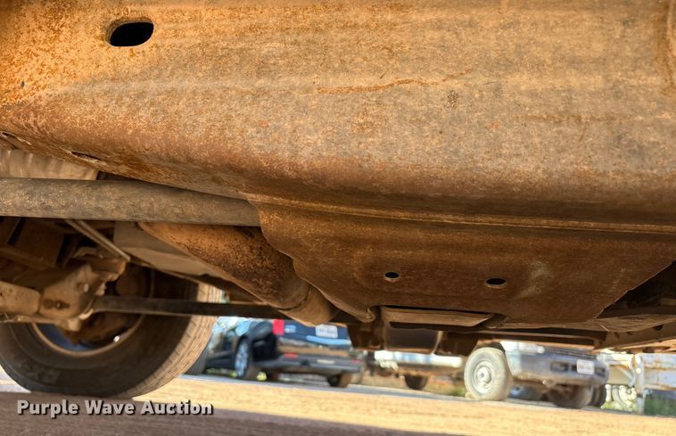 image for item EF6221 2015 Chevrolet Silverado 2500HD Crew Cab utility bed pickup truck