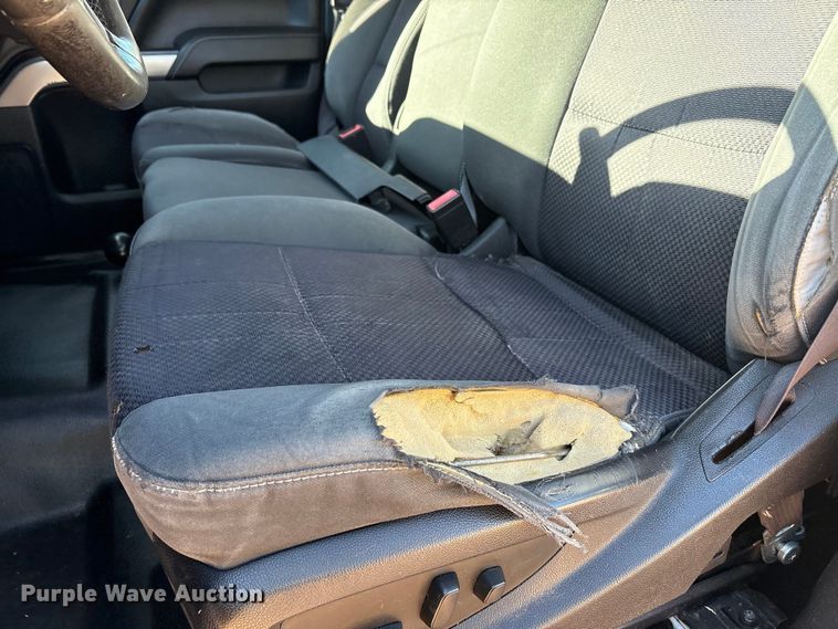 image for item EF6221 2015 Chevrolet Silverado 2500HD Crew Cab utility bed pickup truck