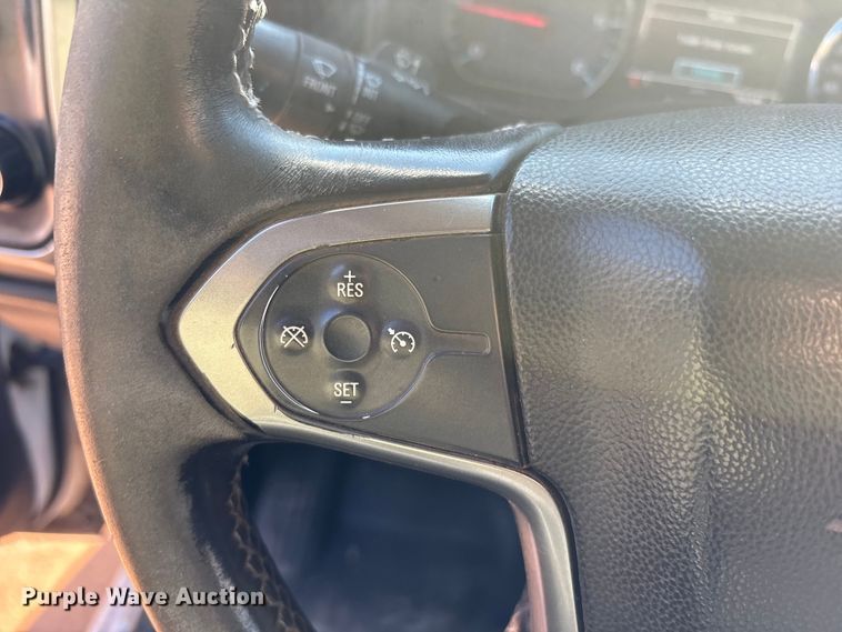 image for item EF6221 2015 Chevrolet Silverado 2500HD Crew Cab utility bed pickup truck