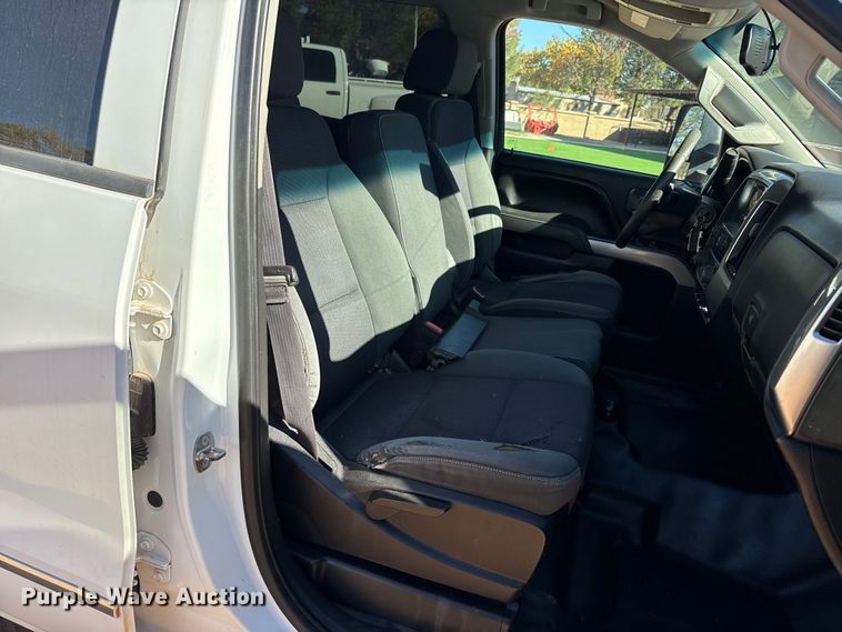 image for item EF6221 2015 Chevrolet Silverado 2500HD Crew Cab utility bed pickup truck