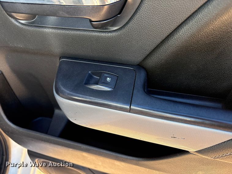 image for item EF6221 2015 Chevrolet Silverado 2500HD Crew Cab utility bed pickup truck