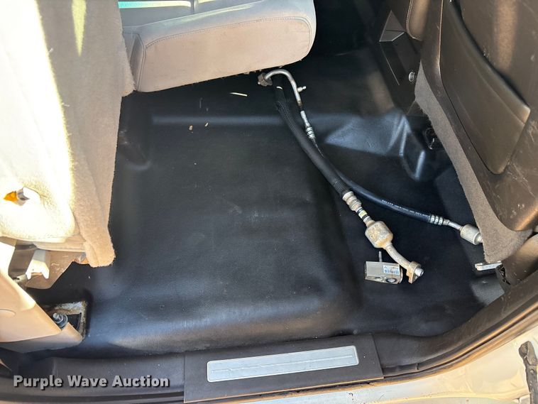 image for item EF6221 2015 Chevrolet Silverado 2500HD Crew Cab utility bed pickup truck