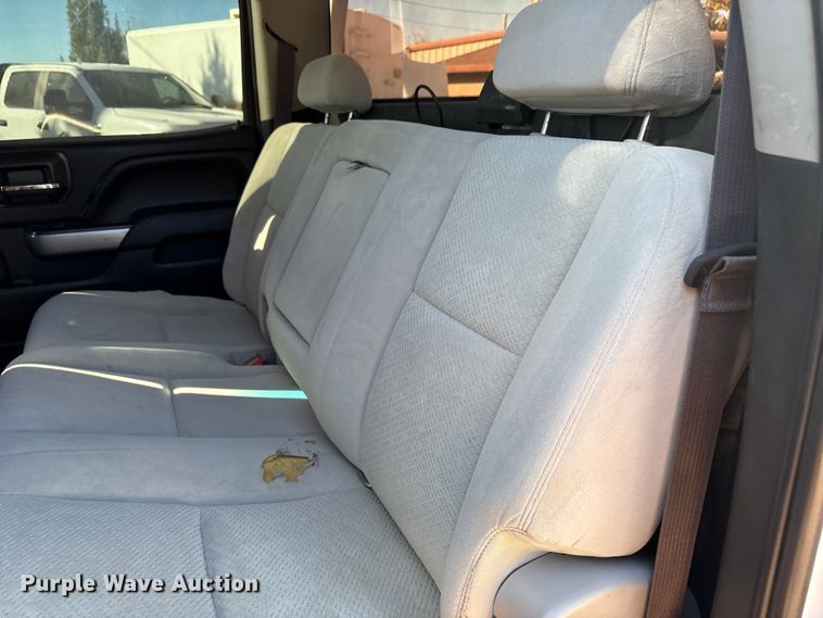 image for item EF6221 2015 Chevrolet Silverado 2500HD Crew Cab utility bed pickup truck