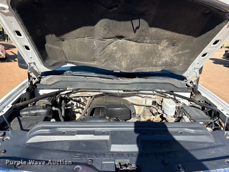 image for item EF6221 2015 Chevrolet Silverado 2500HD Crew Cab utility bed pickup truck