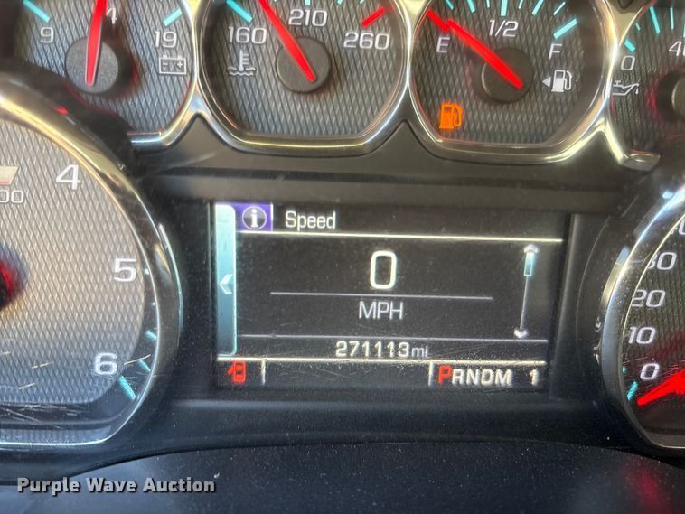 image for item EF6221 2015 Chevrolet Silverado 2500HD Crew Cab utility bed pickup truck