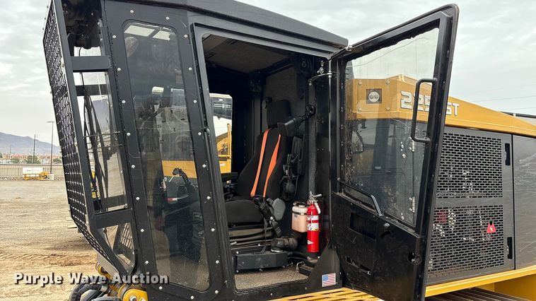 image for item EF6303 2024 Fecon 225VST mulcher