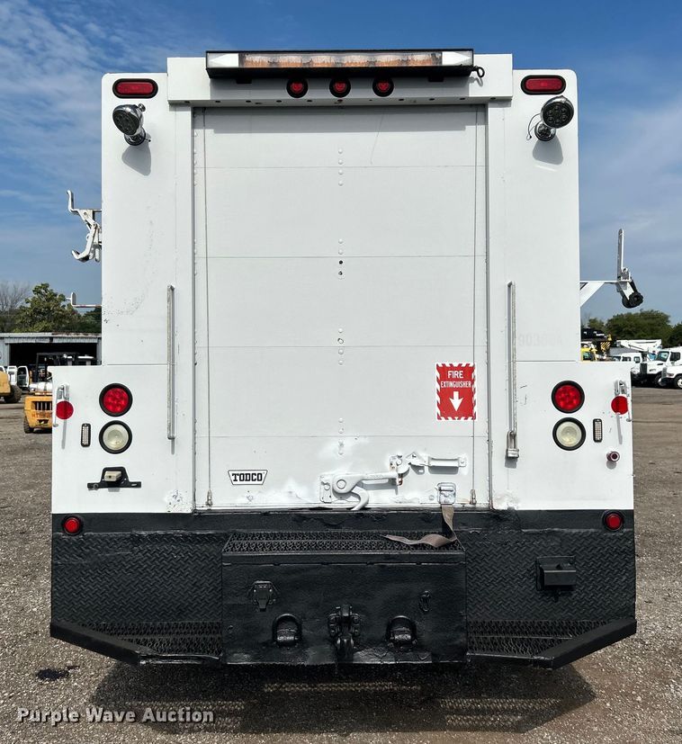 image for item EG0890 2012 Ford F550 Super Duty utility / service truck