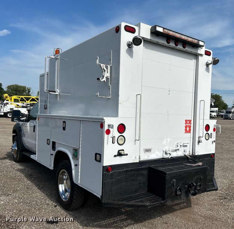 image for item EG0890 2012 Ford F550 Super Duty utility / service truck